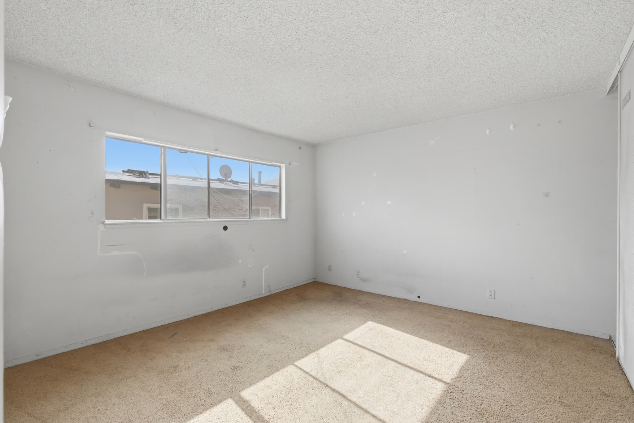 18611 Clark Street - Image 19