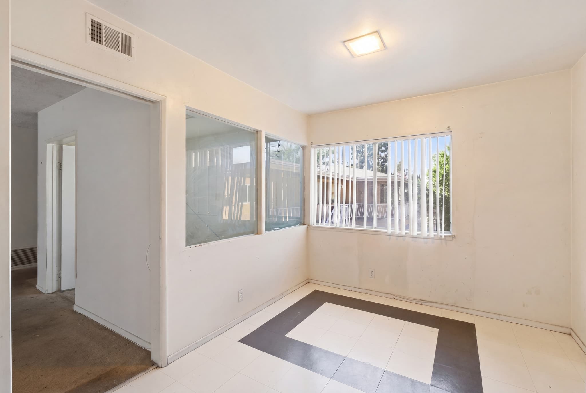 18611 Clark Street - Image 22