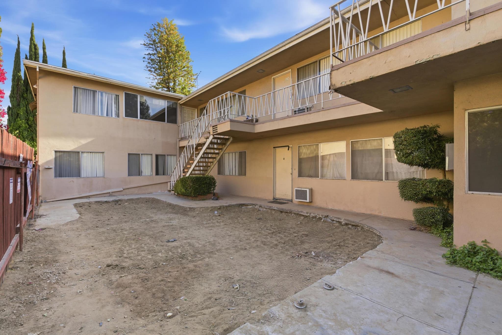 18611 Clark Street - Image 6