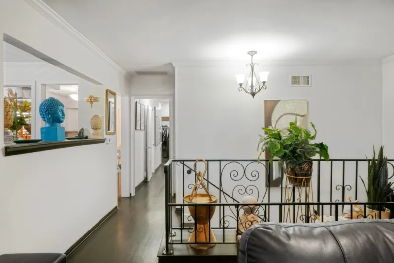 3840 Overland Ave - Image 5